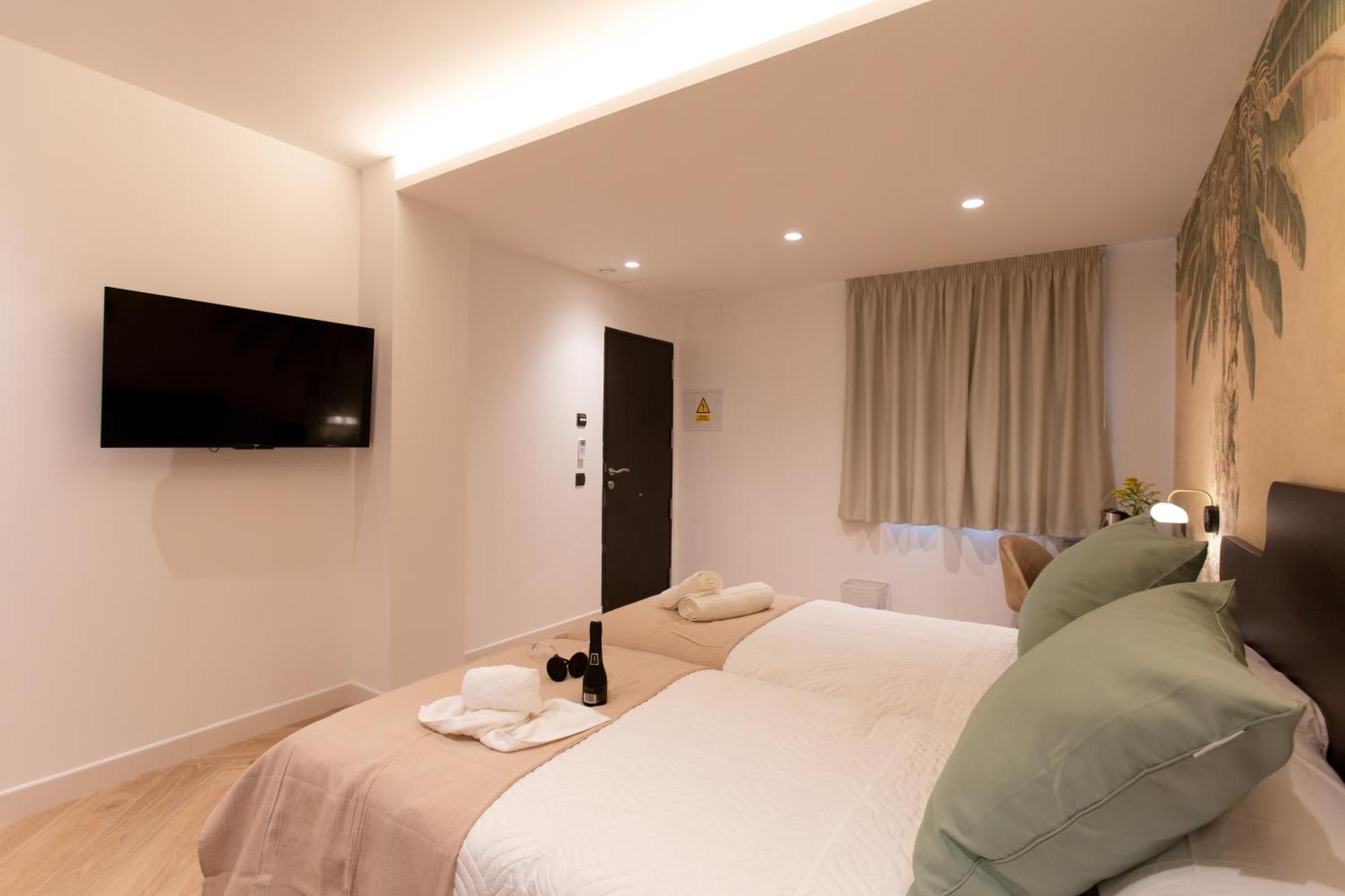 Boutique Rooms Playa Burriana 内尔哈 外观 照片