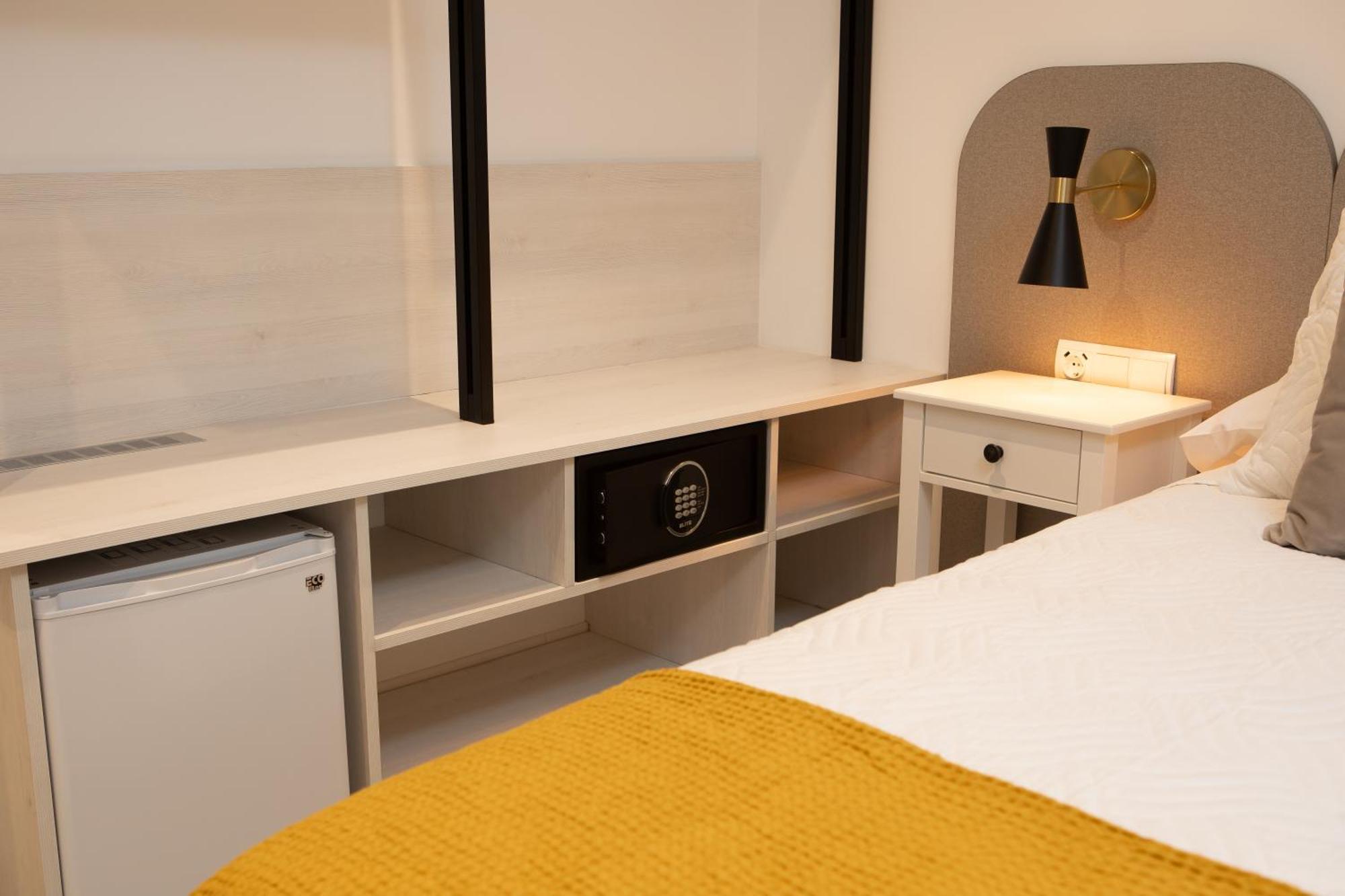 Boutique Rooms Playa Burriana 内尔哈 外观 照片