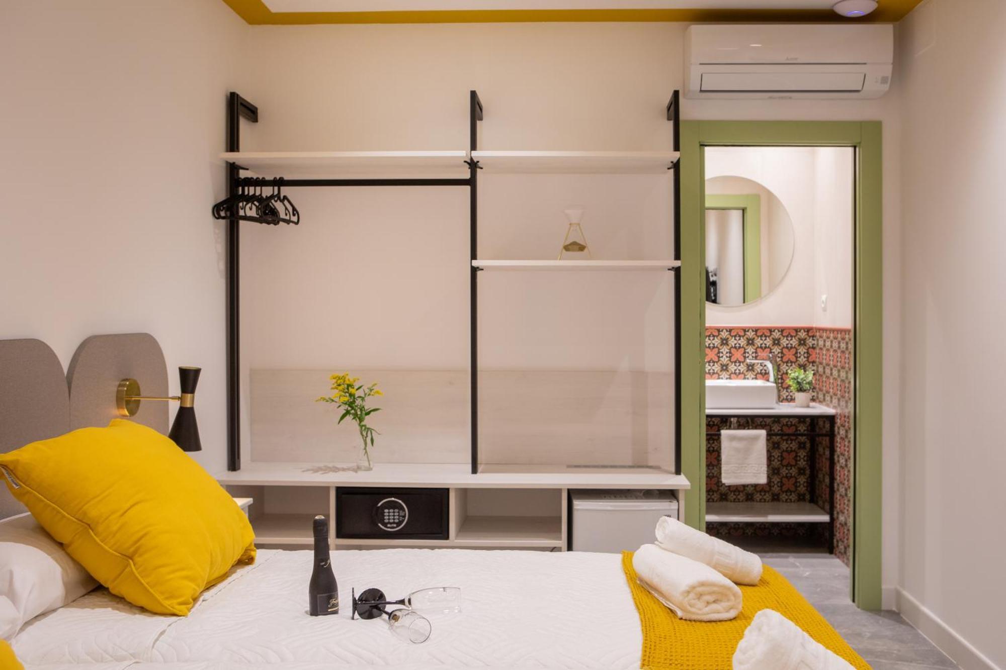Boutique Rooms Playa Burriana 内尔哈 外观 照片