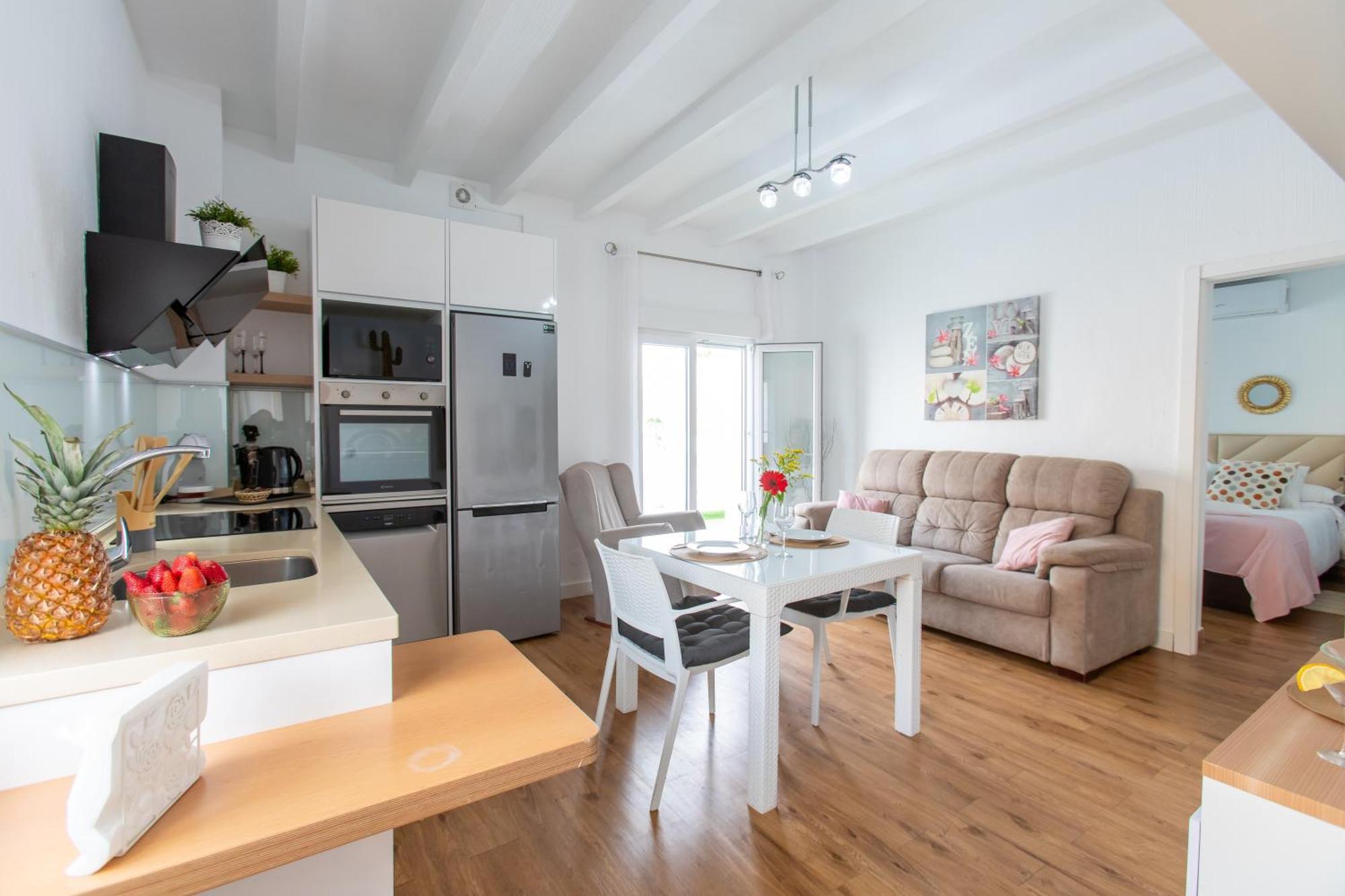 Boutique Rooms Playa Burriana 内尔哈 外观 照片
