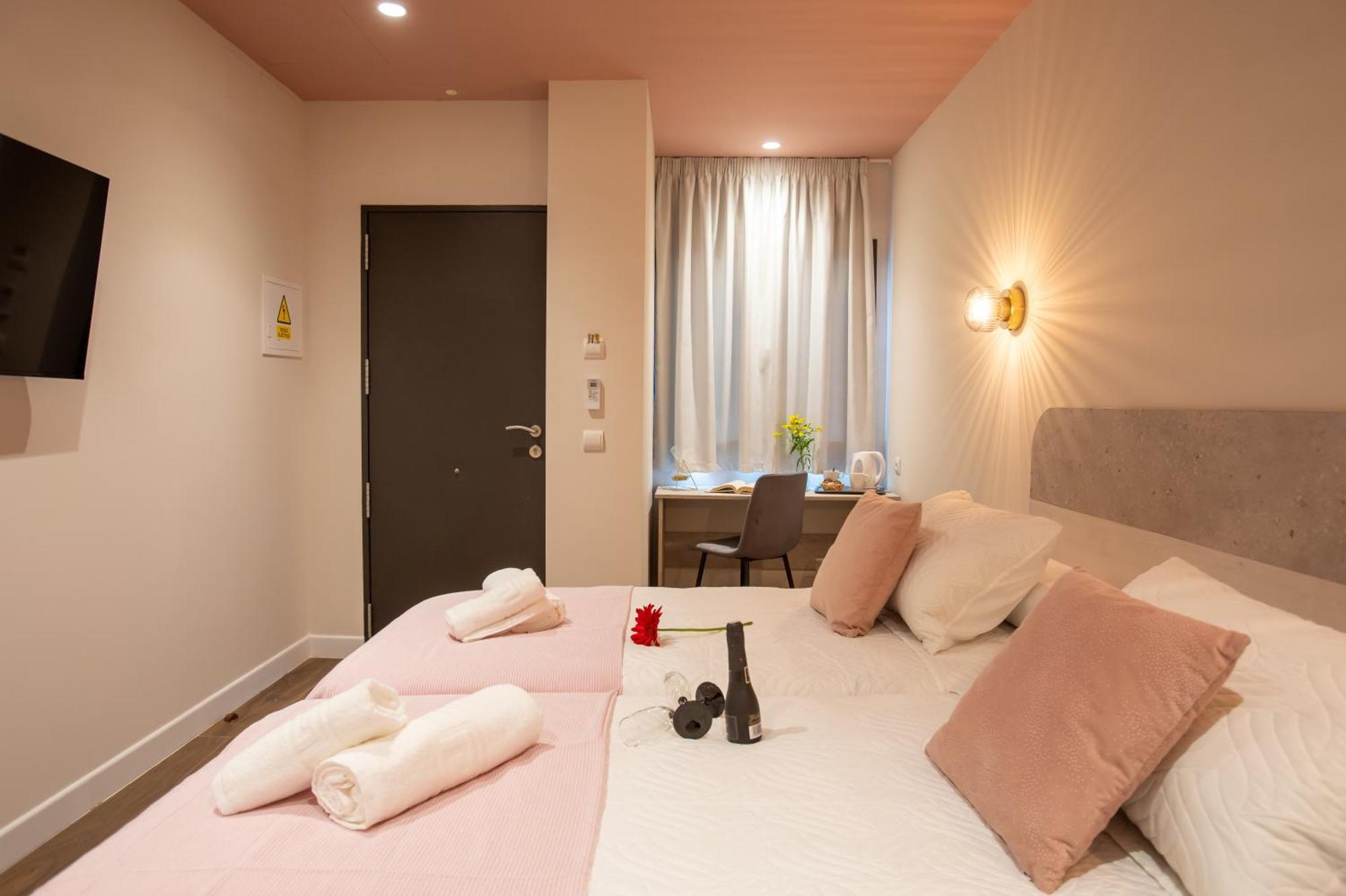 Boutique Rooms Playa Burriana 内尔哈 外观 照片