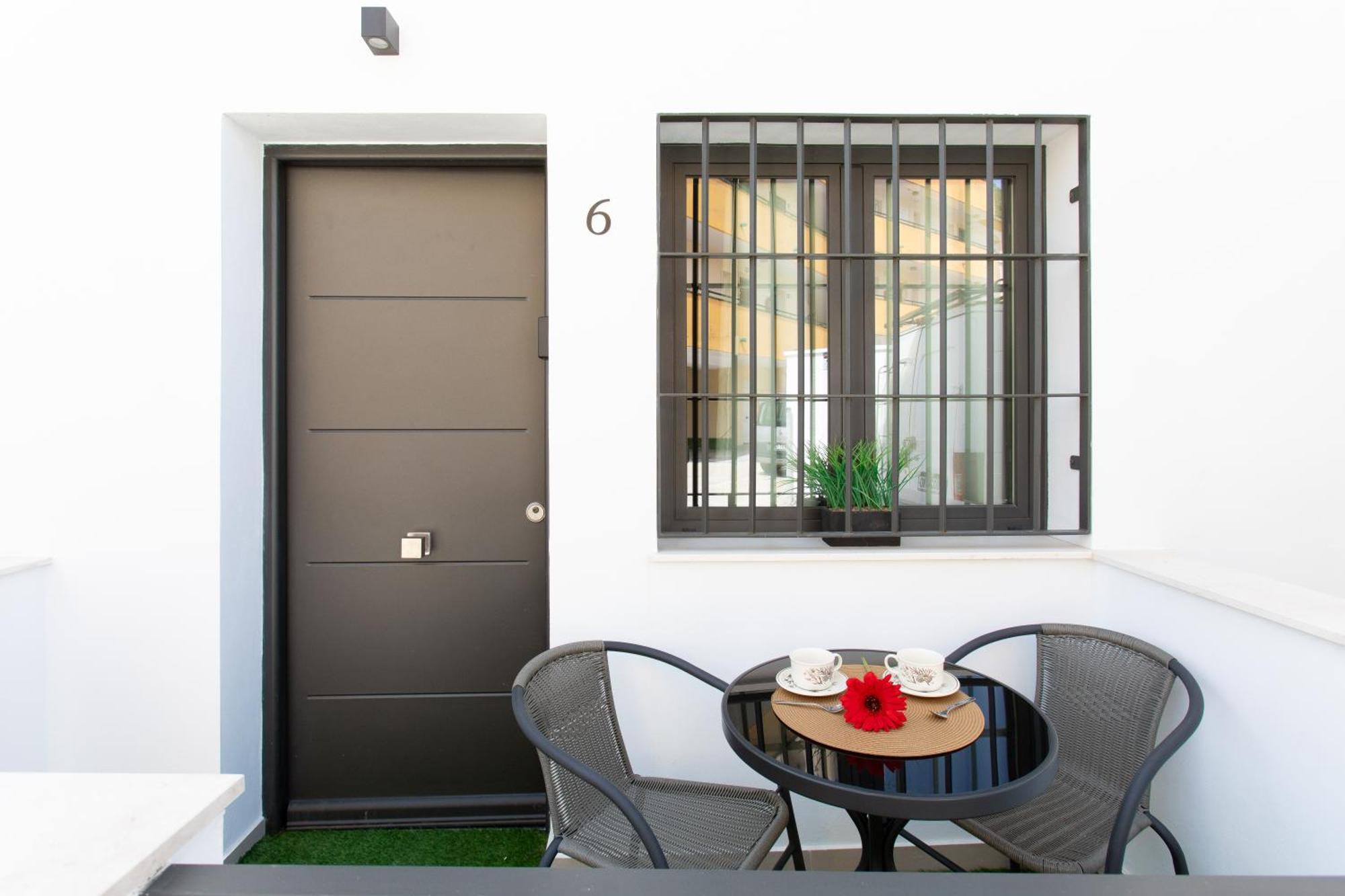 Boutique Rooms Playa Burriana 内尔哈 外观 照片